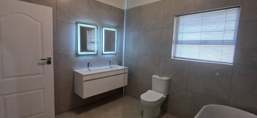 4 Bedroom Property for Sale in Bothasrus Eastern Cape